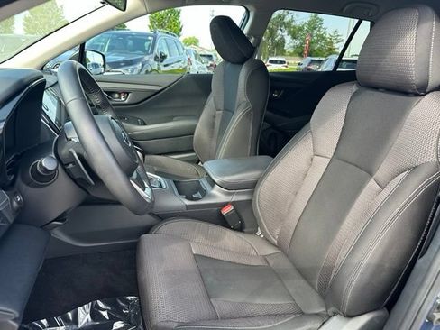 Used 2024 Subaru Outback Premium AWD/4WD image 27