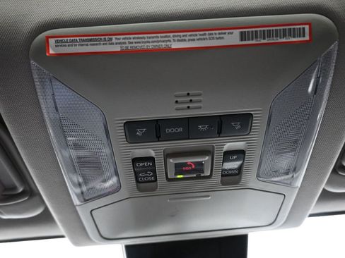 Used 2022 Toyota RAV4 XLE w/ Convenience Package image 23