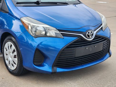 Used 2016 Toyota Yaris L image 7