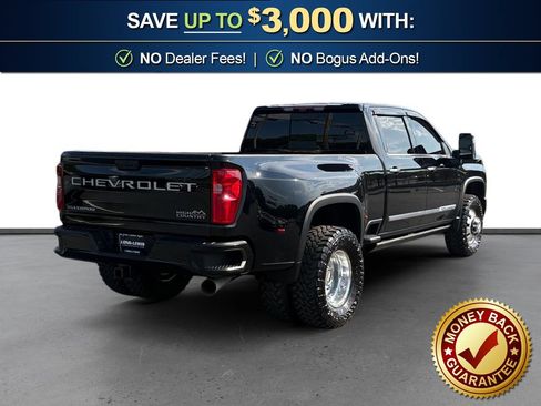 Used 2024 Chevrolet Silverado 3500 High Country w/ High Country Premium Package AWD/4WD image 7