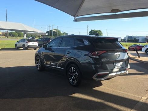 Used 2023 Kia Sportage EX FWD image 8