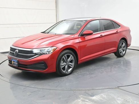 Used 2024 Volkswagen Jetta SE FWD image 1