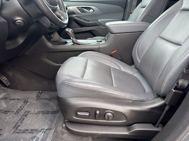 Used 2019 Chevrolet Traverse Premier w/ LPO, Floor Liner Package AWD/4WD image 5