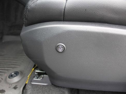 Used 2024 Toyota Tundra SR5 image 19