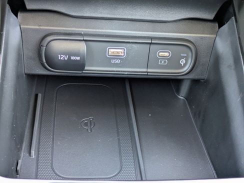 New 2025 Kia Telluride S image 30