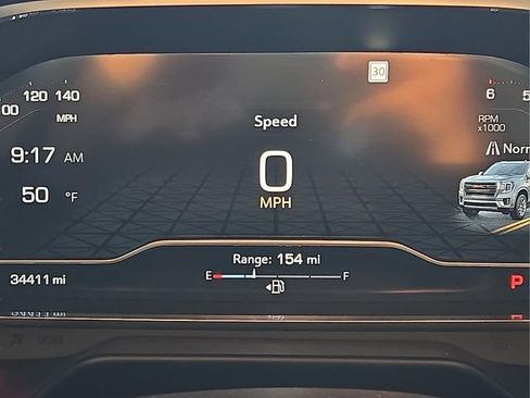 Used 2023 GMC Yukon SLT image 30