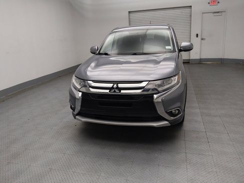 Used 2016 Mitsubishi Outlander SE image 15