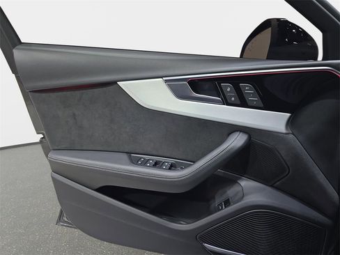 Used 2023 Audi A4 2.0T Prestige image 28