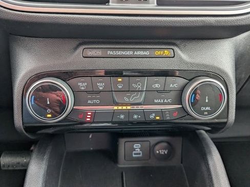 Used 2022 Ford Escape SE w/ Convenience Package image 5