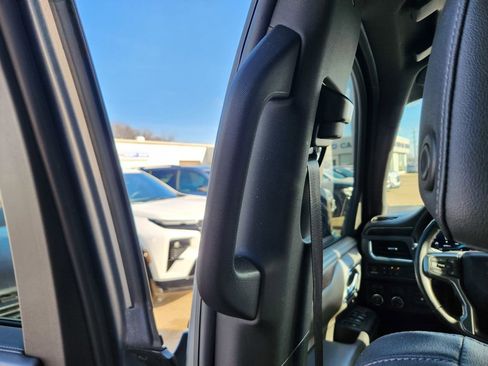 Used 2023 Chevrolet Tahoe Z71 w/ Z71 Off-Road Package image 28