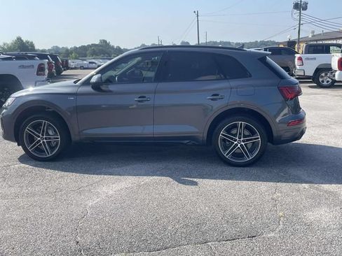 Used 2023 Audi Q5 e Premium Plus AWD/4WD image 7