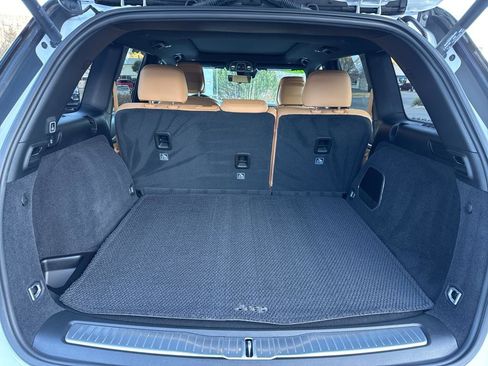 Certified 2025 Jeep Grand Cherokee Summit w/ Adv Protech Group IV image 11