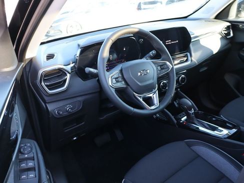 New 2026 Chevrolet TrailBlazer LT w/ Convenience Package image 9