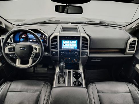 Used 2017 Ford F150 Lariat image 38