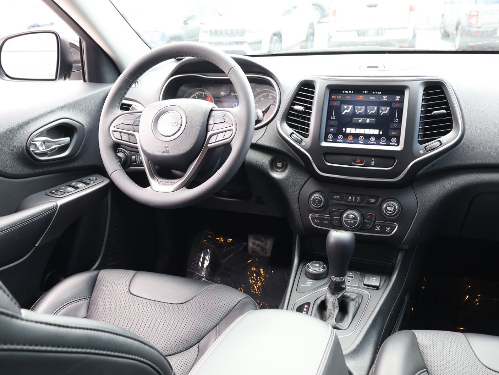 Used 2022 Jeep Cherokee Latitude Lux AWD/4WD image 12