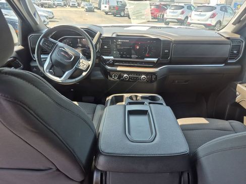 Certified 2023 GMC Sierra 1500 Elevation w/ LPO, Elevation Black Package AWD/4WD image 14