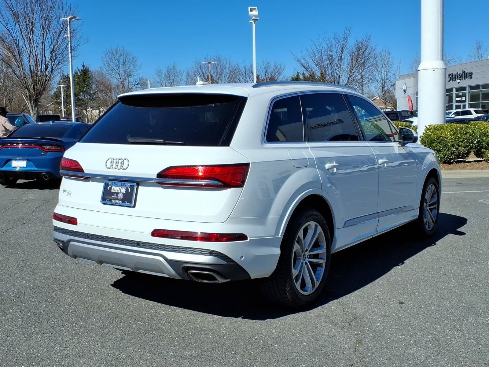 Used 2025 Audi Q7 3.0T Premium Plus AWD/4WD image 2