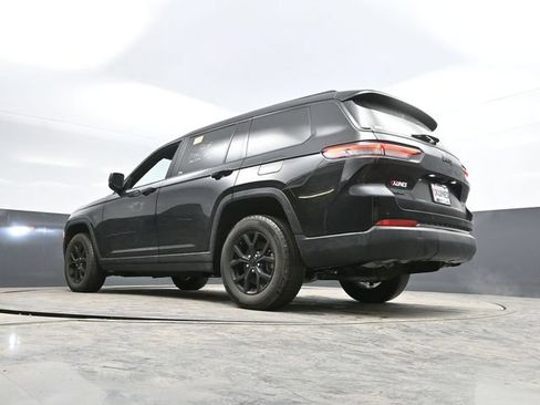 Used 2024 Jeep Grand Cherokee L Laredo AWD/4WD image 52