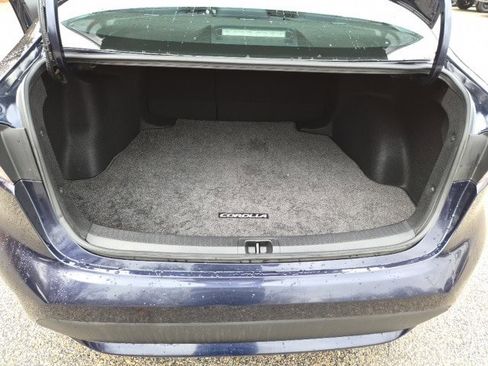 Used 2022 Toyota Corolla LE image 20