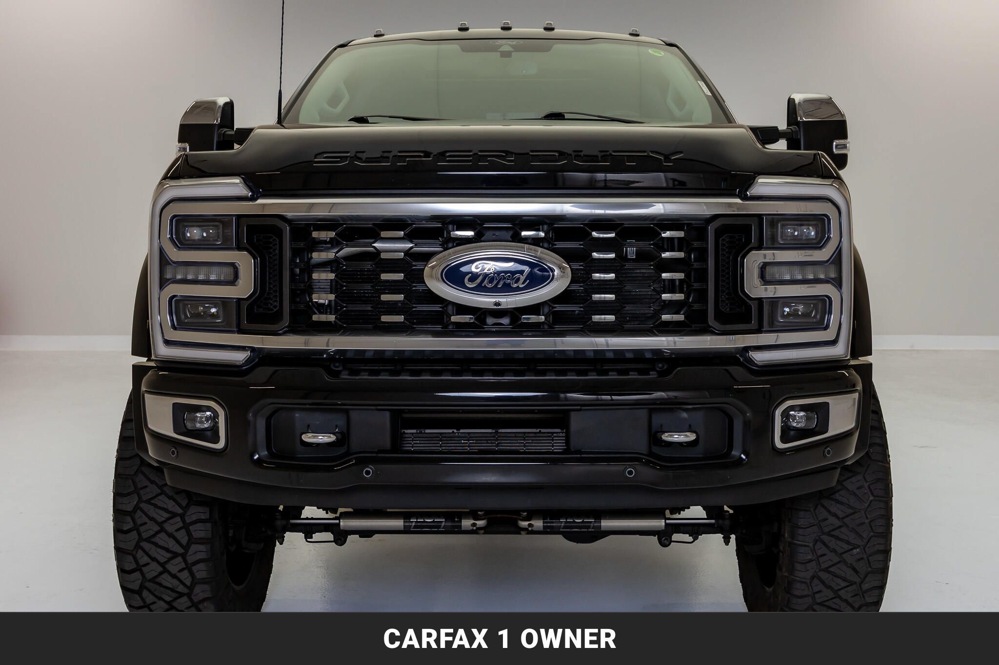 Used 2024 Ford F450 Limited w/ FX4 Off-Road Package AWD/4WD image 3