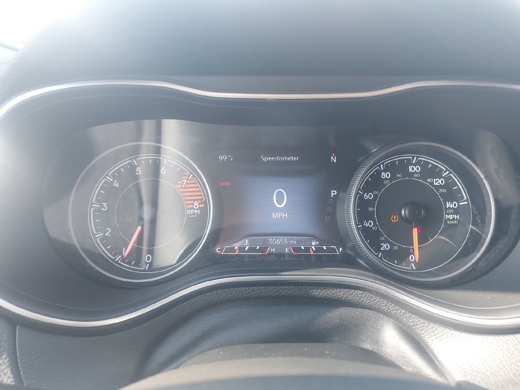 Used 2019 Jeep Cherokee Trailhawk w/ Cold Weather Group AWD/4WD image 12