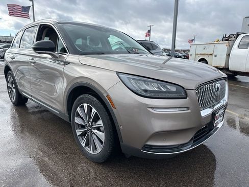 Used 2021 Lincoln Corsair Reserve image 2