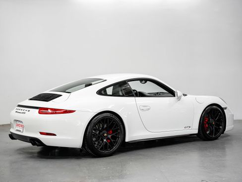 Used 2016 Porsche 911 Carrera GTS RWD image 3