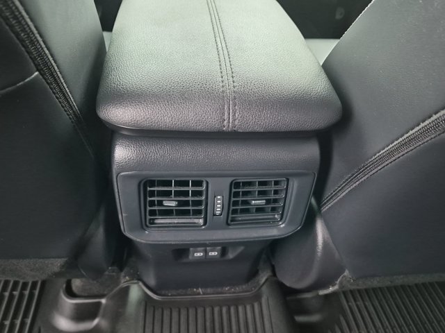 Used 2022 Toyota RAV4 XLE Premium AWD/4WD image 16