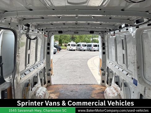 Used 2016 Mercedes-Benz Sprinter 2500 image 22