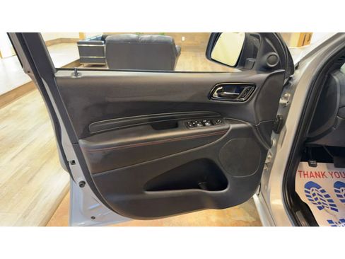 Used 2025 Dodge Durango R/T w/ Blacktop Package image 9
