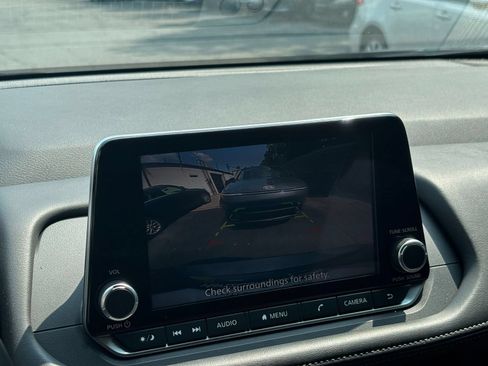 Used 2026 Nissan Rogue SV FWD image 21