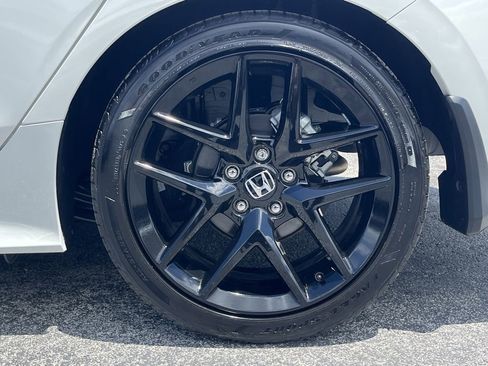 Used 2025 Honda Civic Sport image 11