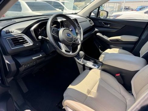 Used 2023 Subaru Ascent Premium w/ Convenience Package AWD/4WD image 5