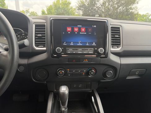 Used 2022 Nissan Frontier SV RWD image 30