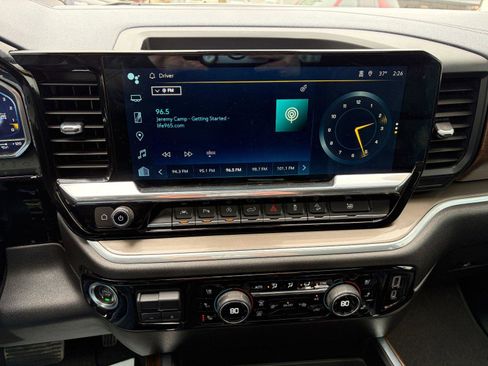 Used 2022 Chevrolet Silverado 1500 High Country w/ Z71 Off-Road Package image 13