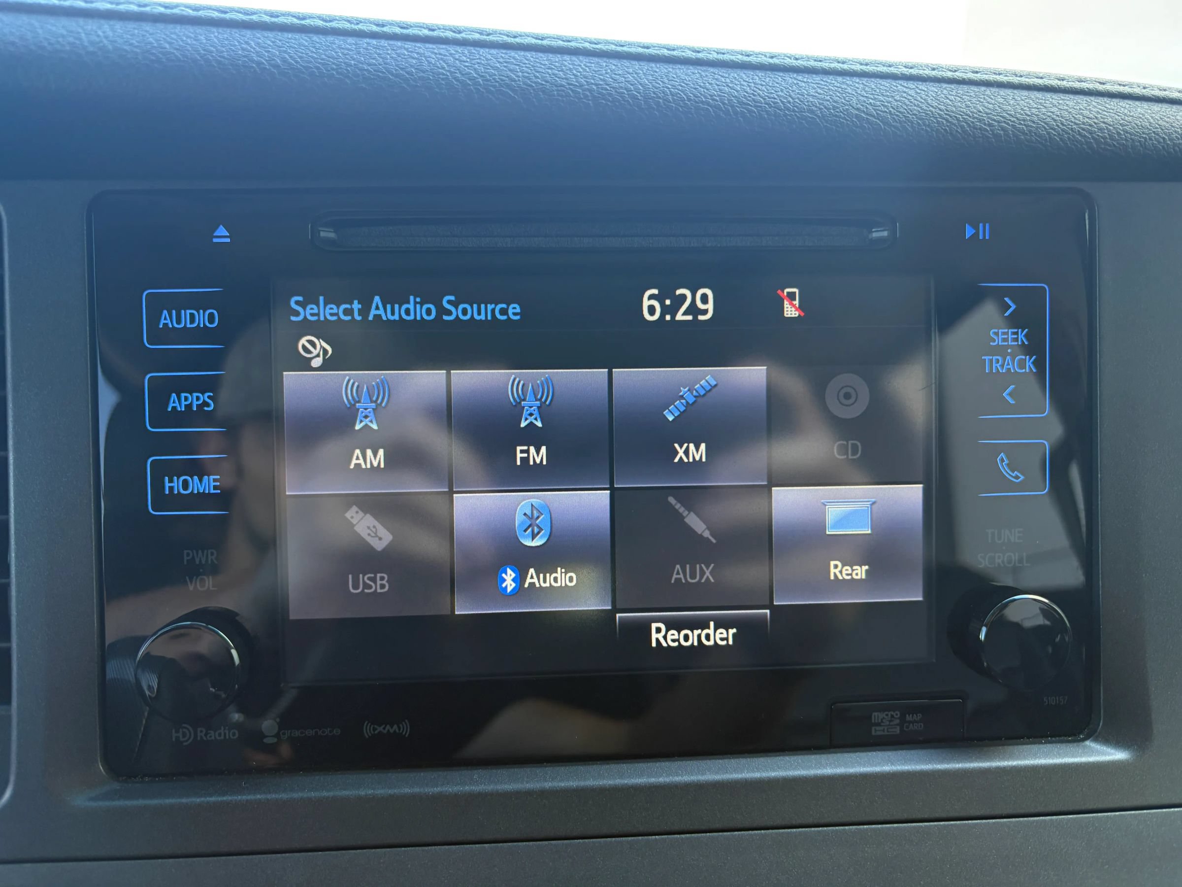 Used 2017 Toyota Sienna SE Premium FWD image 33