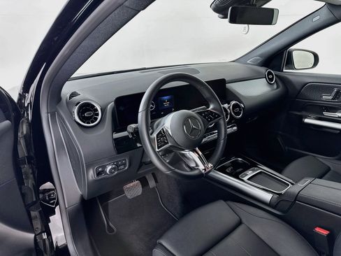 Certified 2025 Mercedes-Benz GLA 250 image 10