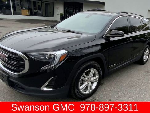 Certified 2020 GMC Terrain SLE w/ Driver Convenience Package AWD/4WD image 4