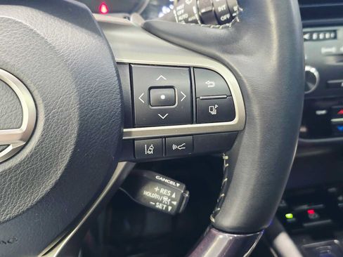 Used 2018 Lexus RX 450h AWD w/ Luxury Package image 19