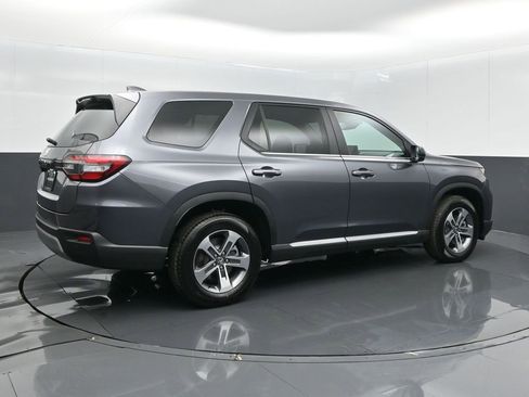 Certified 2025 Honda Pilot EX-L image 22