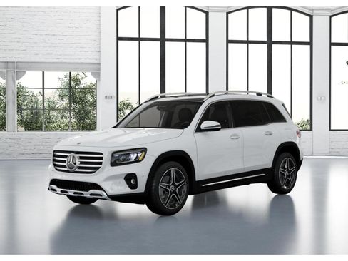 New 2026 Mercedes-Benz GLB 250 4MATIC image 1