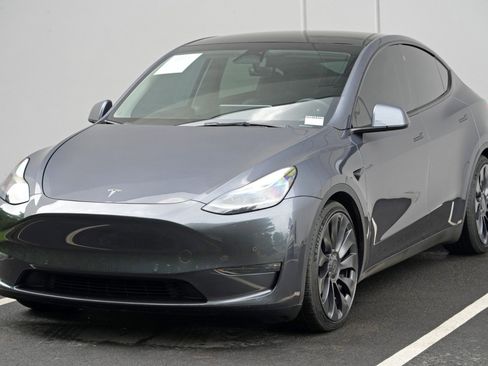 Used 2022 Tesla Model Y Performance AWD/4WD image 48