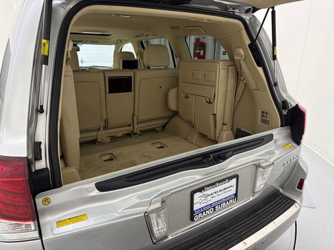 Used 2013 Lexus LX 570 4WD image 35