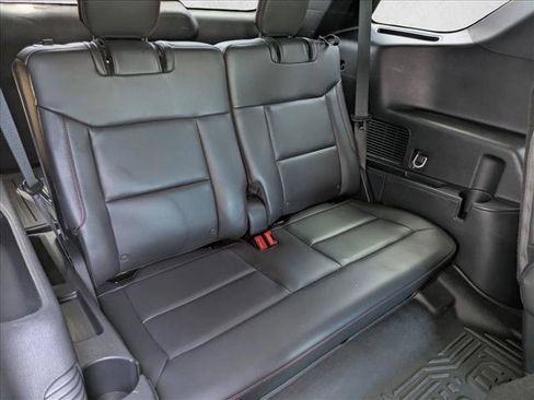 Used 2025 Ford Explorer ST AWD/4WD image 19