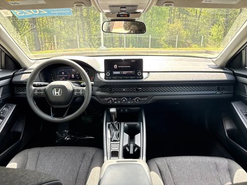 Certified 2023 Honda Accord LX image 13