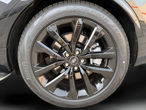 Certified 2026 Land Rover Discovery Limited Edition AWD/4WD image 12
