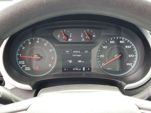 Used 2022 Chevrolet Malibu LT FWD image 13