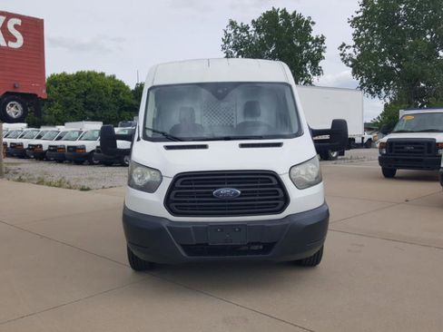 Used 2017 Ford Transit 150 130 Medium Roof RWD image 4