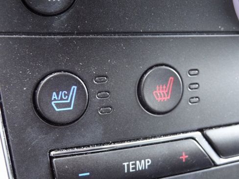 Used 2019 Ford Edge Titanium w/ Equipment Group 301A image 8