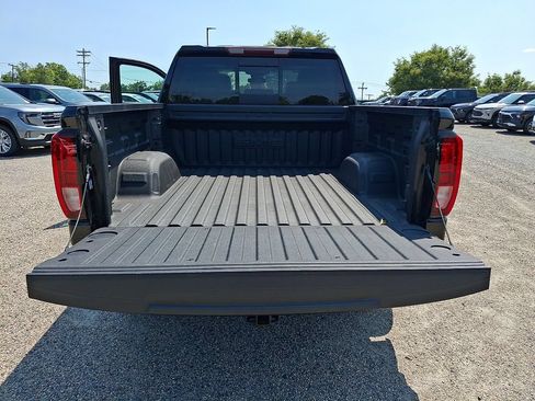 Used 2024 GMC Sierra 1500 Elevation w/ Elevation Premium Package AWD/4WD image 29